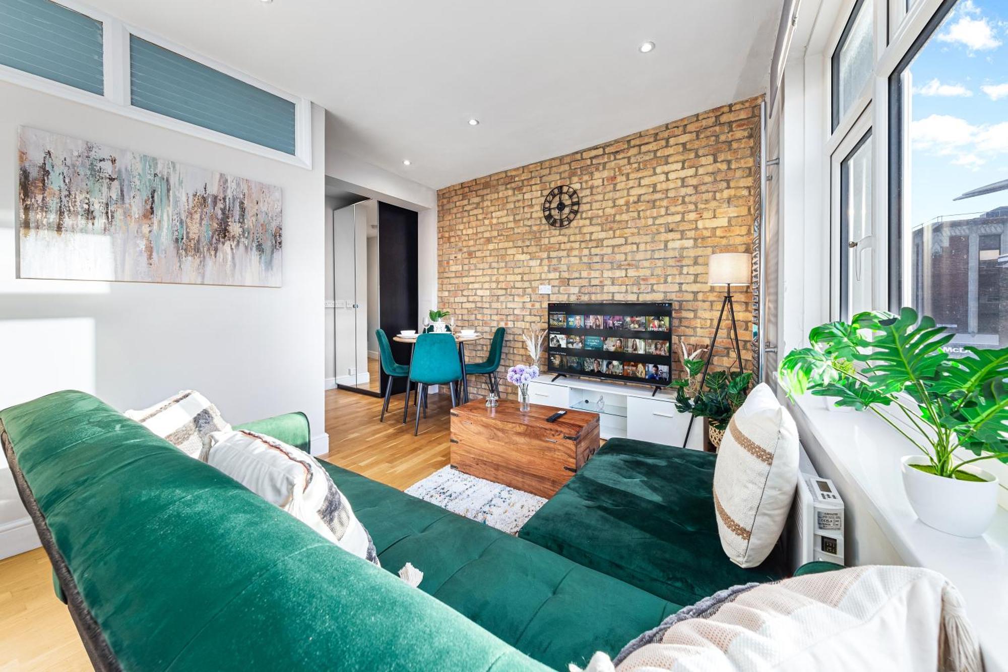 Boho 1-br Peakham Rye Lane Apartment