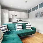 Boho 1-Br Peakham Rye Lane